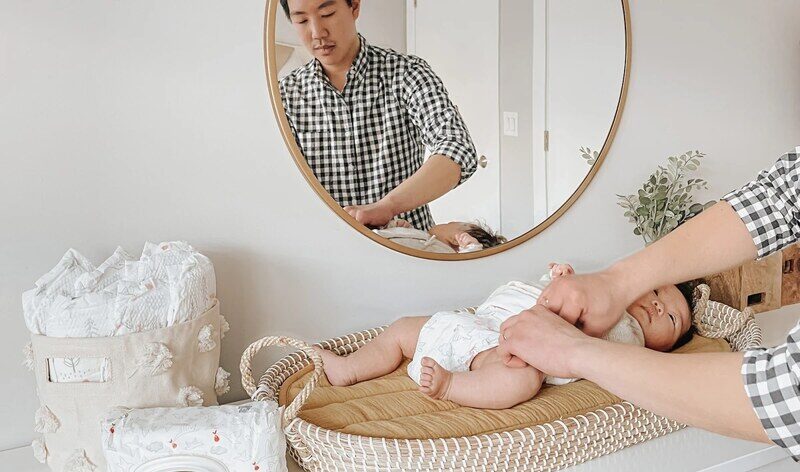 Dùng bỉm quần sớm cho con có sao không