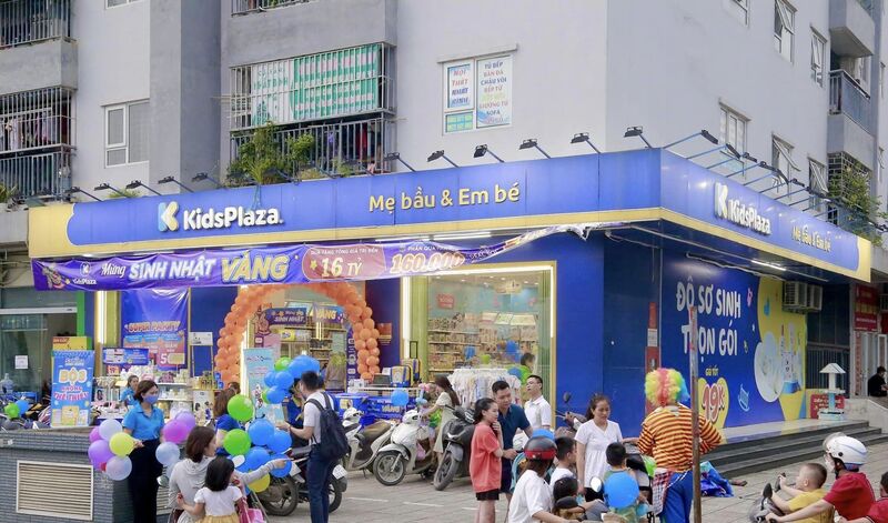 Mua tã quần cho người già tại siêu thị mẹ & bé