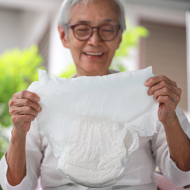 Các tiêu chí chọn nơi mua tã quần người già